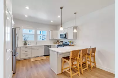 13907 S Canaan Peak Dr W, Herriman, UT 84096 - Photo 4