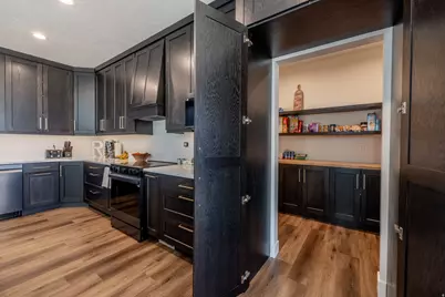 873 W Cherry Orchard Ln Ln W, Grantsville, UT 84029 - Photo 18