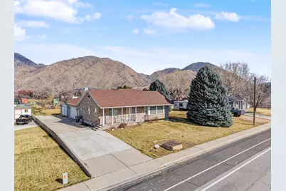 598 W 1600 N, Mapleton, UT 84664 - Photo 2