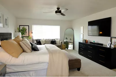 2032 S 1955 W, Woods Cross, UT 84087 - Photo 10