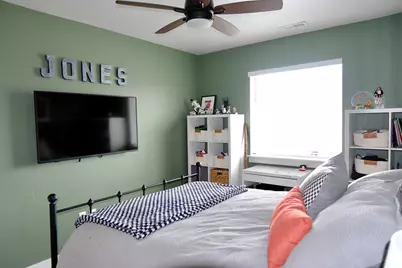 2032 S 1955 W, Woods Cross, UT 84087 - Photo 16