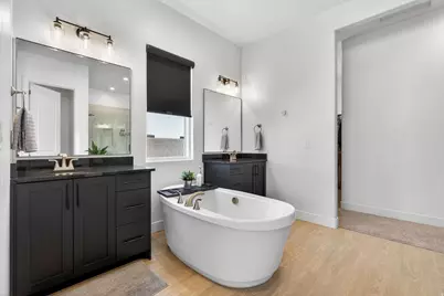 111 N Black Ave, Washington, UT 84780 - Photo 26