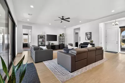 111 N Black Ave, Washington, UT 84780 - Photo 10