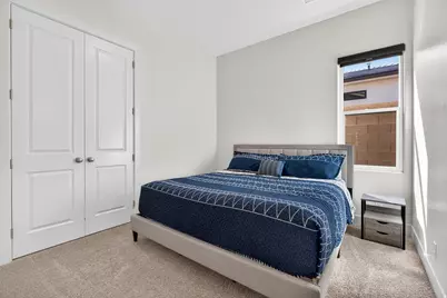 111 N Black Ave, Washington, UT 84780 - Photo 36