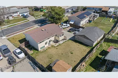 5353 W Peggy Ln, West Valley, UT 84120 - Photo 32