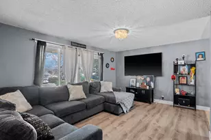 5353 W Peggy Ln, West Valley, UT 84120 - Photo 4