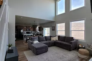 3373 E Wheat Ln, Eagle Mountain, UT 84005 - Photo 4