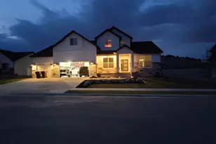 3373 E Wheat Ln, Eagle Mountain, UT 84005 - Photo 2