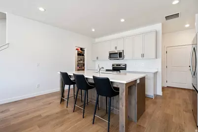 1022 S 200 E, Spanish Fork, UT 84660 - Photo 4