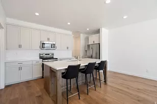 1022 S 200 E, Spanish Fork, UT 84660 - Photo 2