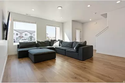 1022 S 200 E, Spanish Fork, UT 84660 - Photo 8