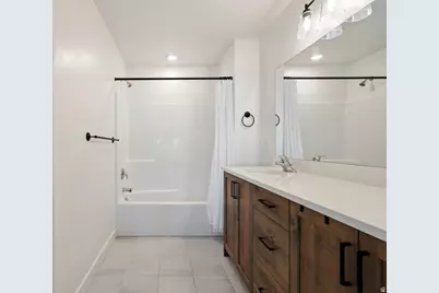 1022 S 200 E, Spanish Fork, UT 84660 - Photo 14