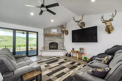 19722 Elkhorn Cir, Birdseye, UT 84629 - Photo 8