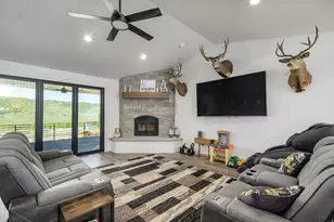 19722 Elkhorn Cir, Birdseye, UT 84629 - Photo 8