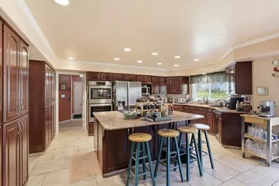 2076 Summerwood Dr, Farmington, UT 84025 - Photo 36