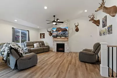 639 W 2150 S, Perry, UT 84302 - Photo 6