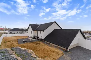 639 W 2150 S, Perry, UT 84302 - Photo 30