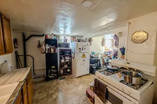 625 S 200 E, Springville, UT 84663 - Photo 36