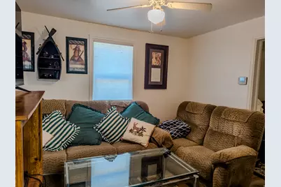 625 S 200 E, Springville, UT 84663 - Photo 44