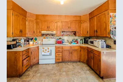 625 S 200 E, Springville, UT 84663 - Photo 8