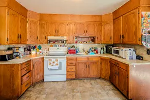 625 S 200 E, Springville, UT 84663 - Photo 8