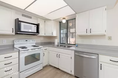 1303 E 2025 S, Ogden, UT 84401 - Photo 2