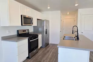 26 N Wayne Wy, Grantsville, UT 84029 - Photo 4