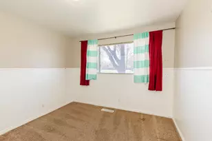 584 S 300 W, Logan, UT 84321 - Photo 10