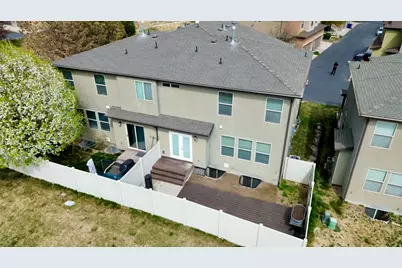563 W Bountiful Way, Saratoga Springs, UT 84045 - Photo 2