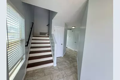 563 W Bountiful Way, Saratoga Springs, UT 84045 - Photo 6