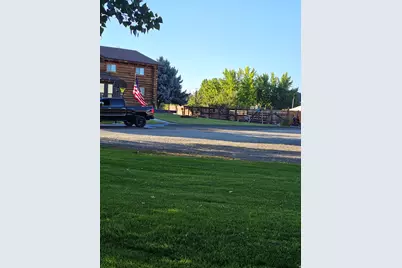 1413 W Webb Ln, Kaysville, UT 84037 - Photo 36