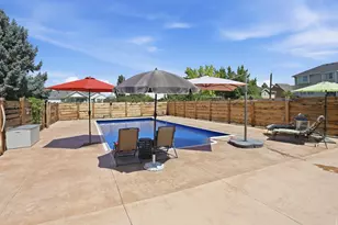 1413 W Webb Ln, Kaysville, UT 84037 - Photo 2