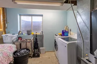 2883 W 4275 S, Roy, UT 84067 - Photo 18