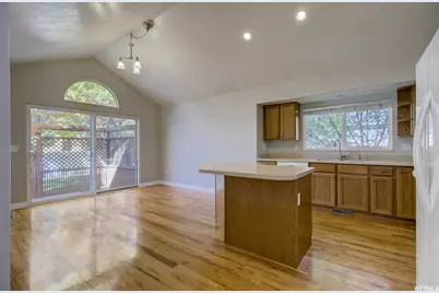 1573 N 40 E, Lehi, UT 84043 - Photo 4