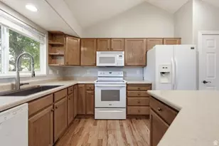 1573 N 40 E, Lehi, UT 84043 - Photo 10