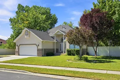 1573 N 40 E, Lehi, UT 84043 - Photo 2