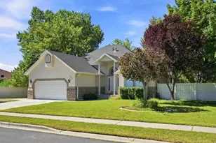 1573 N 40 E, Lehi, UT 84043 - Photo 2