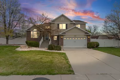 2345 S Main St, Clearfield, UT 84015 - Photo 2