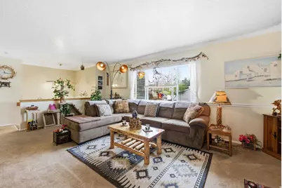 1582 N Emerald Dr, Layton, UT 84040 - Photo 8