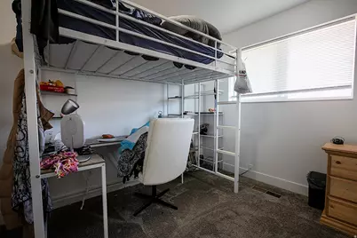 254 W Pioneer Cir, Midvale, UT 84047 - Photo 16