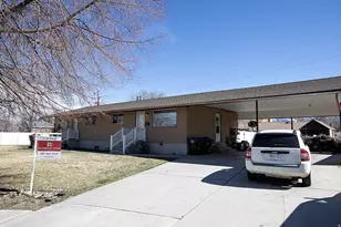 254 W Pioneer Circle, Midvale, UT 84047 - Photo 2