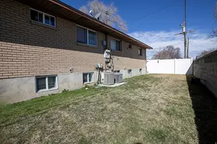 254 W Pioneer Circle, Midvale, UT 84047 - Photo 18