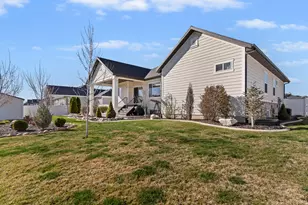 4051 W 550 S, West Point, UT 84015 - Photo 38