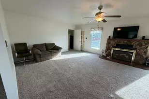 125 N 400 W, Price, UT 84501 - Photo 8