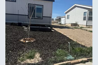 704 E Pine St, Wellington, UT 84542 - Photo 20