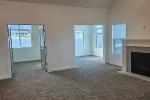 832 N 250 St E, Tooele, UT 84074 - Photo 8