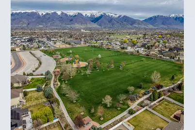 282 Beaumont Dr, Kaysville, UT 84037 - Photo 32