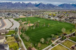 282 Beaumont Dr, Kaysville, UT 84037 - Photo 32