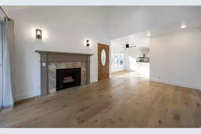 3656 E Summerhill Dr, Cottonwood Heights, UT 84121 - Photo 8