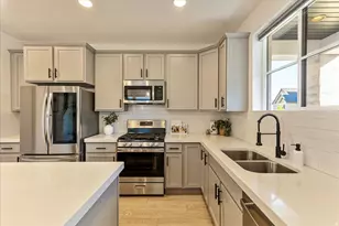 4392 W Bergen Ln, Lehi, UT 84043 - Photo 16